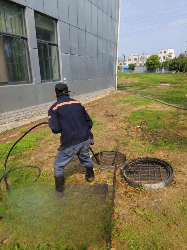 張家港塘橋鎮排水排污管道疏通清洗，讓您省心無憂，方便快捷